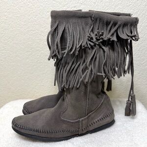 Minnetonka Gray Suede 2 Layer Fringe Moccasin Boots Size 10